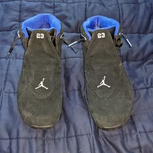 Jordan retro 18 black sport royal